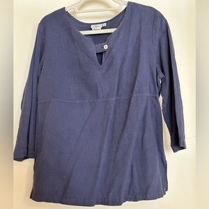 Dark blue linen cotton blend top by Hot Cotton